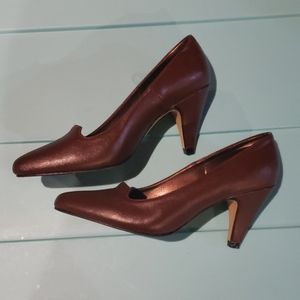 Womens brown heels size 5 1/2 brown cushioned